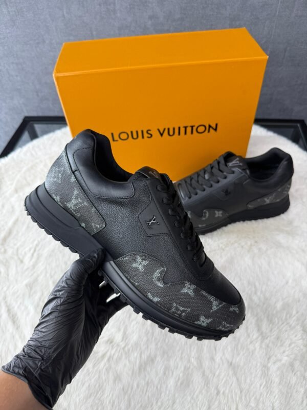 Louis Vuitton Runners Leather / Grey Monogram