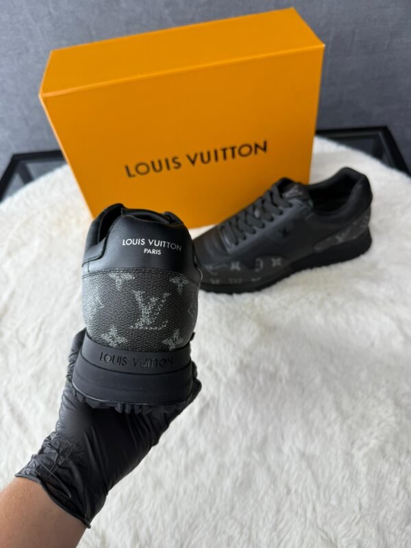 Louis Vuitton Runners Leather / Grey Monogram