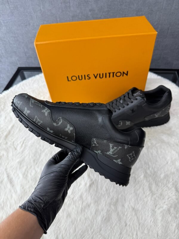 Louis Vuitton Runners Leather / Grey Monogram