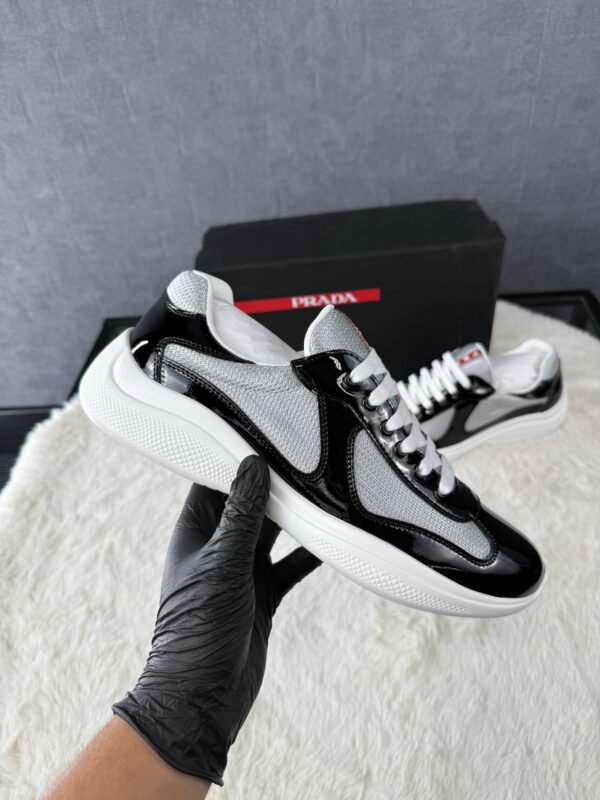 Prada Cups Black White