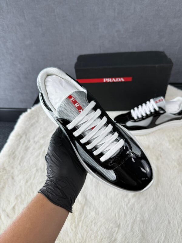 Prada Cups Black White