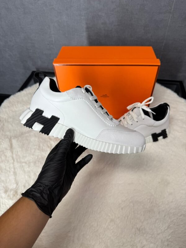 Hermes Bouncing White Leather, Black Logo