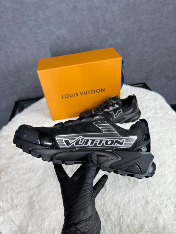 Louis Vuitton Runner Tatic New Sneakers Black