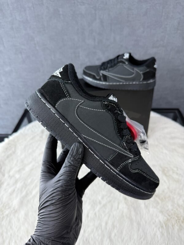 Nike Air Jordan 1 Low Travis Scott Black Phantom