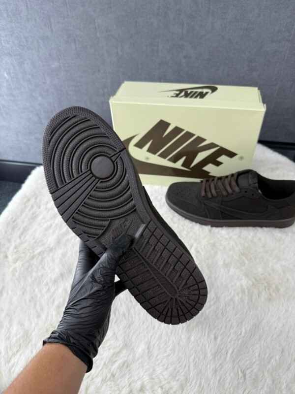 Nike Air Jordan 1 Low Travis Scott Brown Velvet
