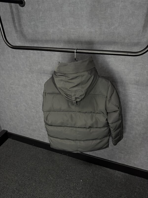 Canada Goose Wyndham Grey, Black Logo High Quality