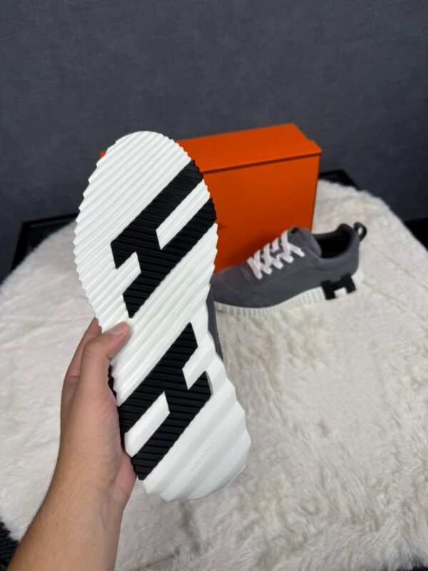 Hermes Bouncing Grey Suede Ribbels