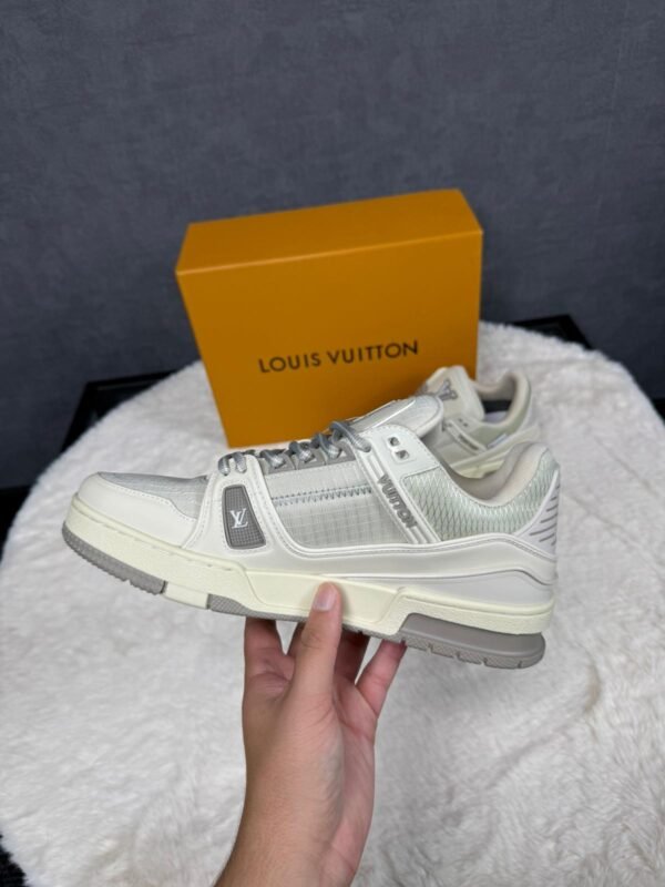 Louis Vuitton Trainers Beige Grey
