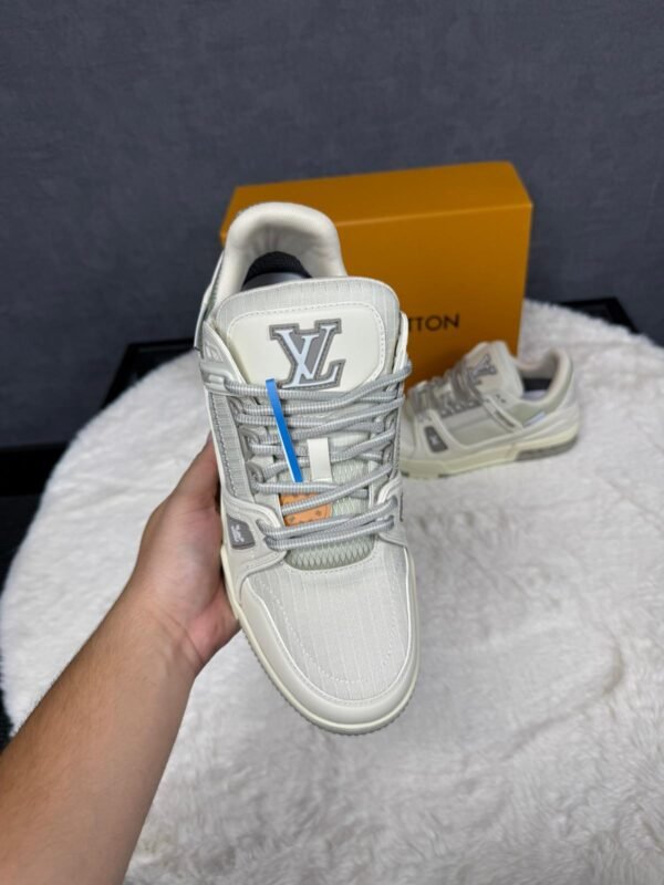Louis Vuitton Trainers Beige Grey