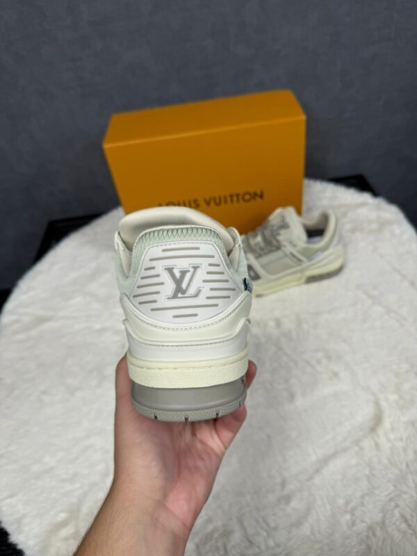 Louis Vuitton Trainers Beige Grey