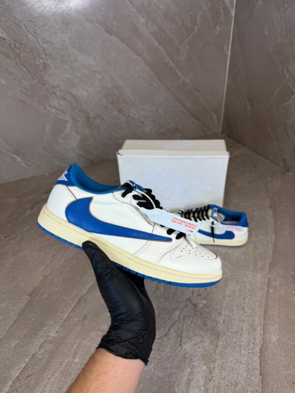 Nike Air Jordan 1 Low Travis Scott Fragment Retro