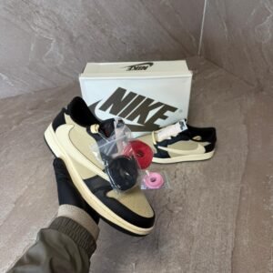 Nike Air Jordan 1 Low Travis Scott Pale Vanilla