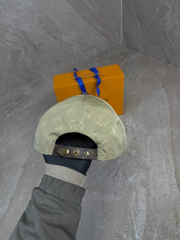 Louis Vuitton LV Get Ready Cap Beige