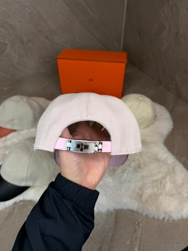 Hermes Cap Roze