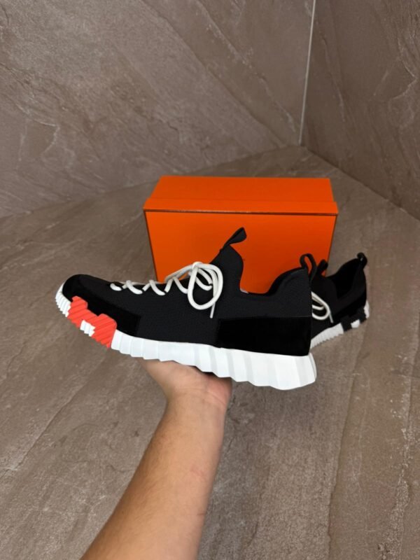 Hermes Bouncing Sneakers Black White, Veters