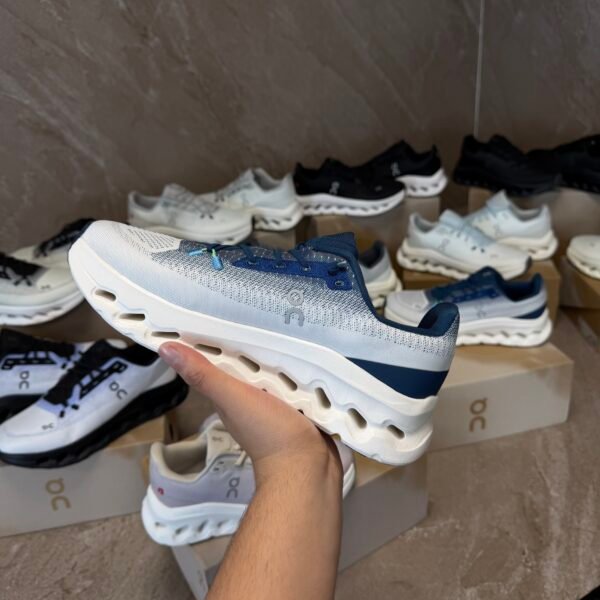 On Cloudtilt Sneaker Blue-White