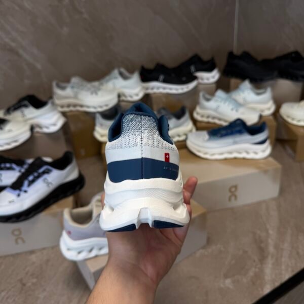 On Cloudtilt Sneaker Blue-White