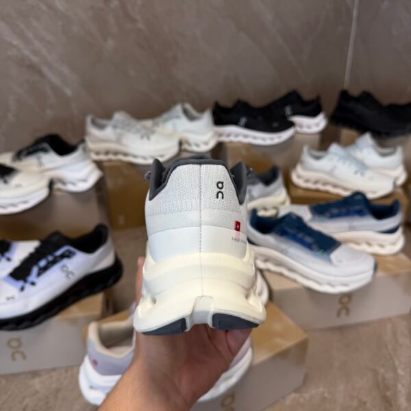 On Cloudtilt Sneaker Mist Grey