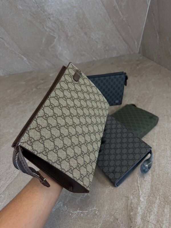 Gucci Beige Trim Medium Pouch