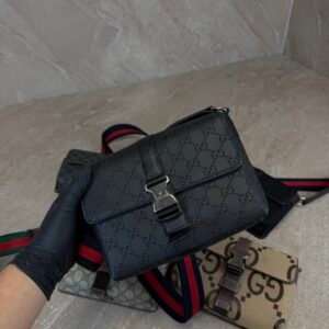 Gucci Mini Messenger Bag Black