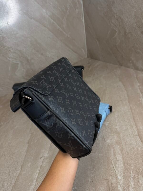 Louis Vuitton District PM Messenger Bag Black
