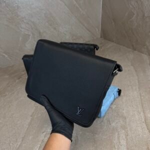 Louis Vuitton Takeoff Messenger Bag Leather Black