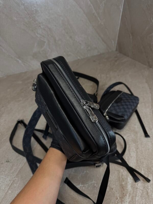 Louis Vuitton Outdoor Messenger Bag Black