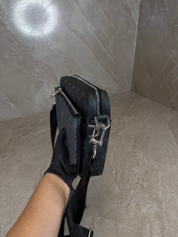 Louis Vuitton Trio Messenger bag Grey