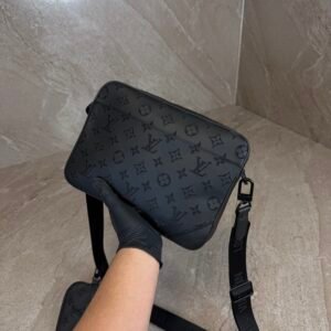 Louis Vuitton Duo Messenger Bag Black