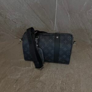 Louis Vuitton Keepall Bandoulière 25 Black Monogram