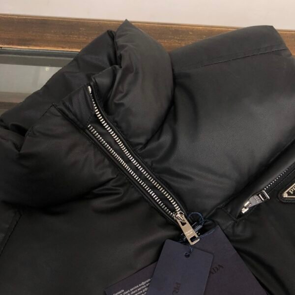 Prada Black Bodywarmer High Quality Ganzendons