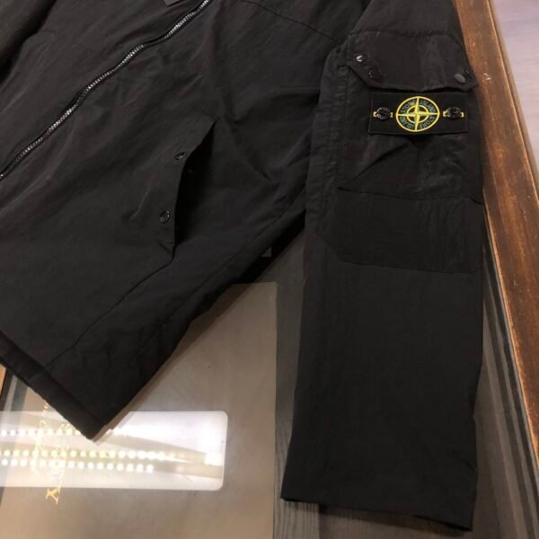 Stone Island Windbreker Black High Quality