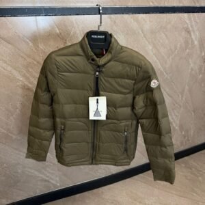 Moncler Acorus Short Down Jacket Olive Green
