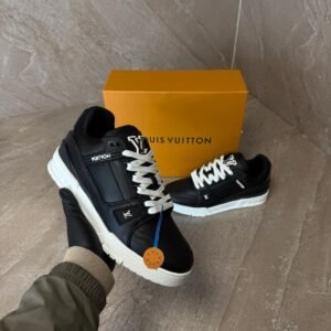 Louis Vuitton Trainer Sneaker Black & White