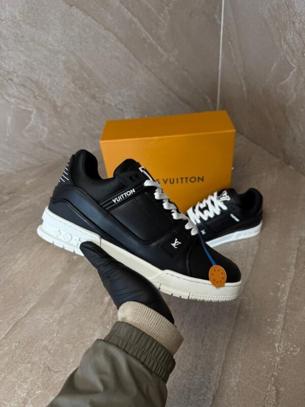 Louis Vuitton Trainer Sneaker Black & White