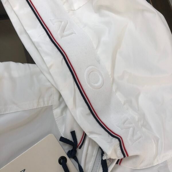 Moncler Mira White, High Quality + NFC