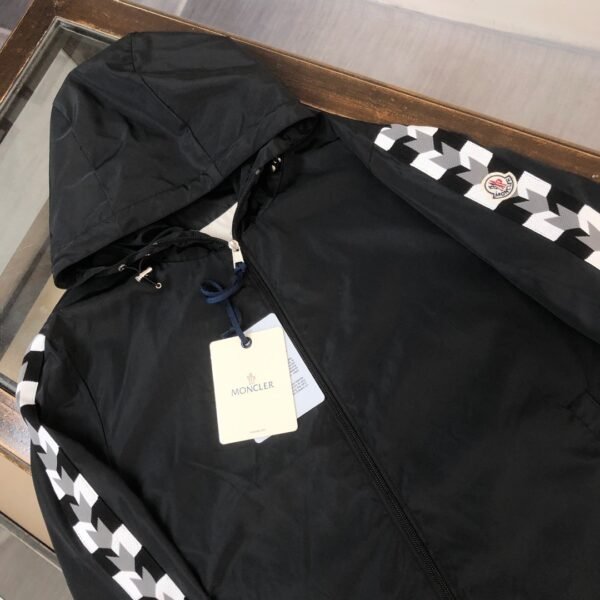 Moncler Moyse Nylon Jacket Black High Quality + NFC