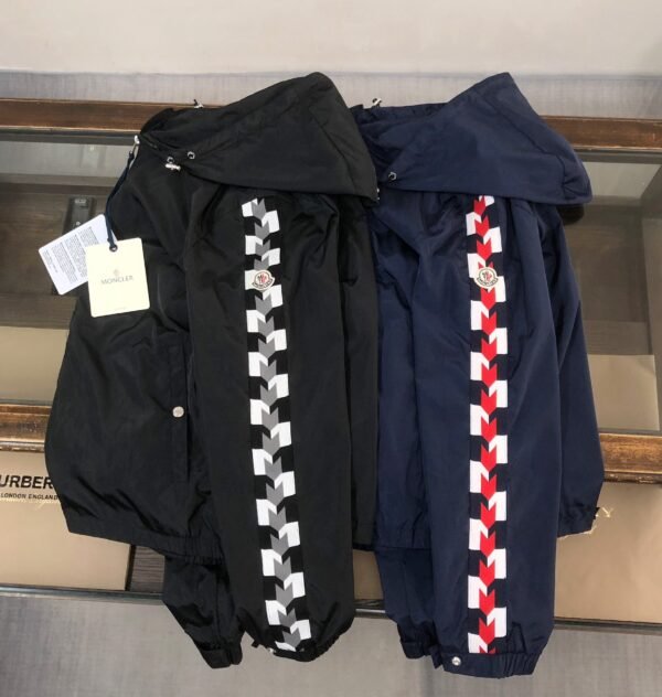 Moncler Moyse Nylon Jacket Navy Blue High Quality + NFC