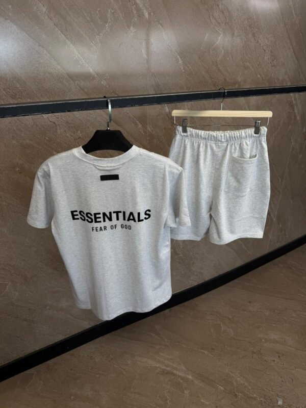 Essential Summerset Light Grey