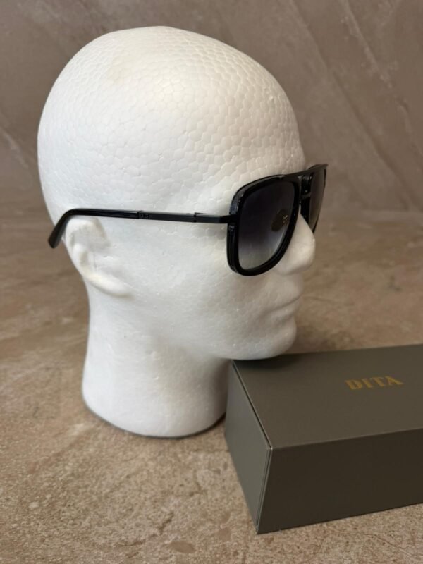 Dita Machone Glimmend Black Sunglasses