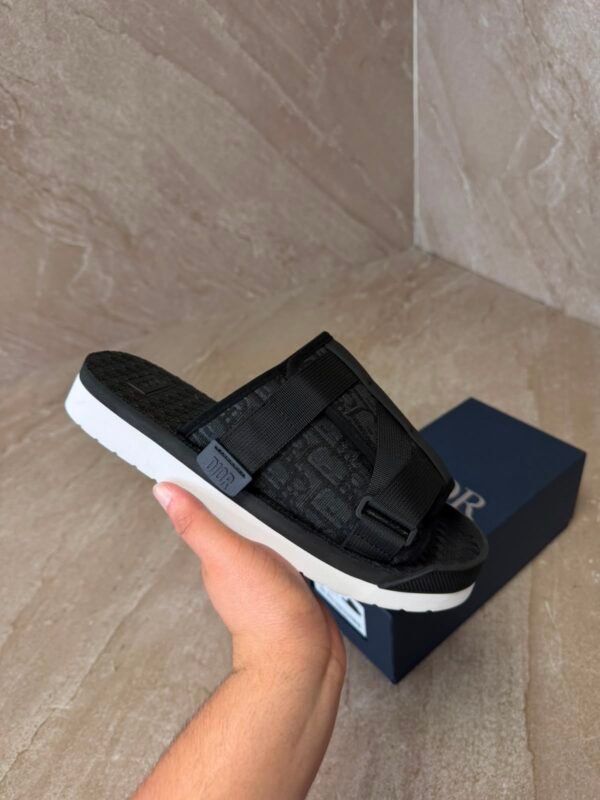 Christian Dior Alpha Black White 2