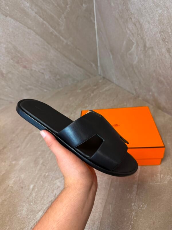 Hermes Izmir Black on Black