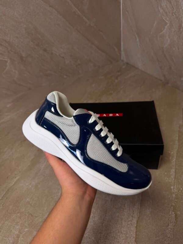 Prada Cups Navy Blue Glimmend