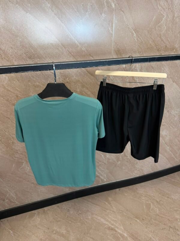 On Running Core Zomerset Mint