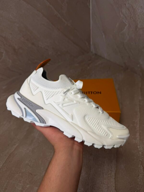 Louis Vuitton Tatic White