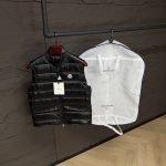 Moncler Gui Down Bodywarmer Black High Quality