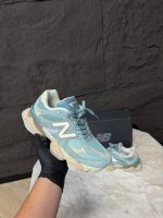 New Balance Blue Sneakers