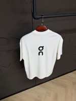 On Running Core White T-Shirt - Afbeelding 2
