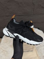 Louis Vuitton Tatic Knit Sneakers Black White - Afbeelding 2