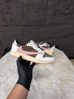Nike Air Jordan 1 Low Travis Scott Pink Oxford - Afbeelding 2